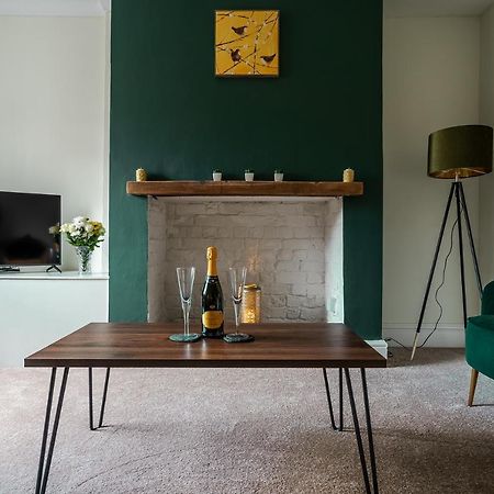 Wrea Cottage, 2 Bedrooms Wifi & Parking Near Ribby Hall Wrea Green Eksteriør bilde