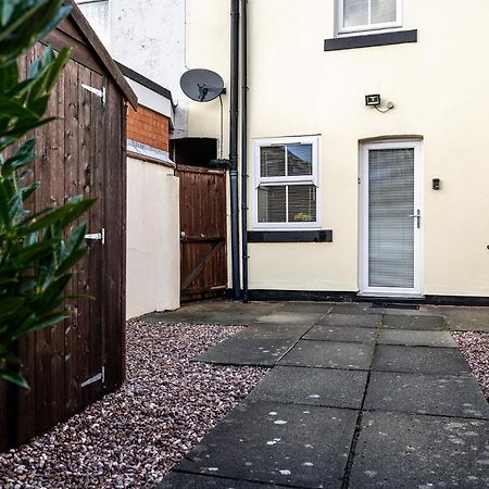 Wrea Cottage, 2 Bedrooms Wifi & Parking Near Ribby Hall Wrea Green Eksteriør bilde