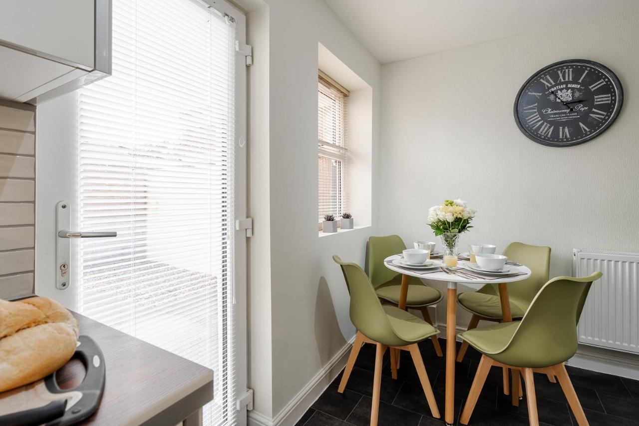 Wrea Cottage, 2 Bedrooms Wifi & Parking Near Ribby Hall Wrea Green Eksteriør bilde